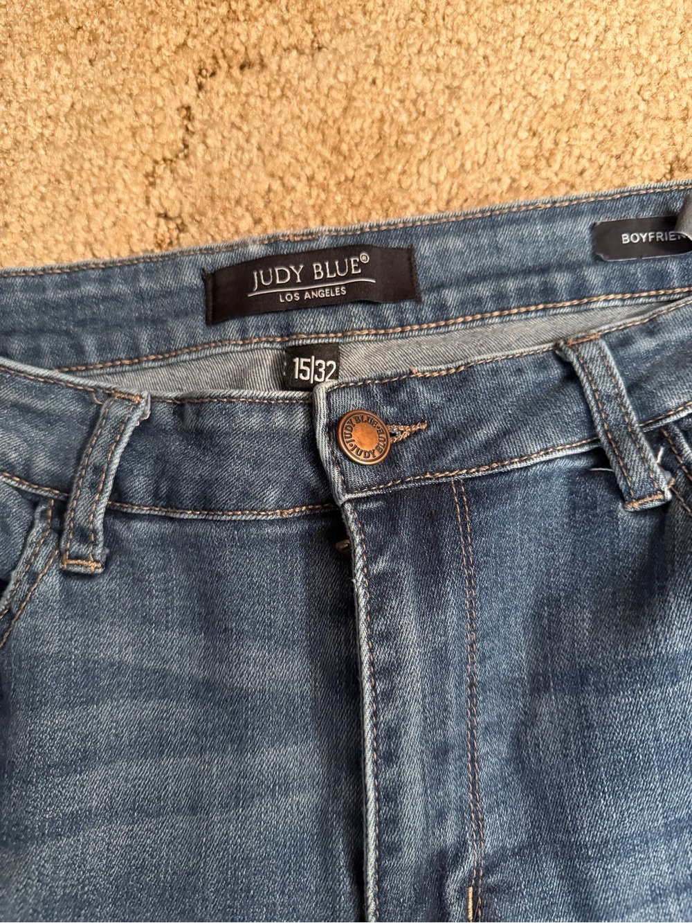 Distressed High-Rise Women's Jeans - Blue - Picture 2 of 6
